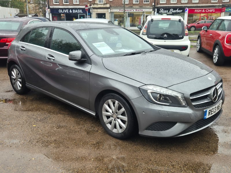 Grey Mercedes-Benz A Class 1.6 A180 BlueEfficiency SE Hatchback 5dr Petrol Manual Euro 6 s/s 122 ps