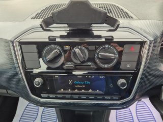 /photos/9680/e9c5c8ea-e5d0-1057-6026-bbf22c222935_i320x240.jpg